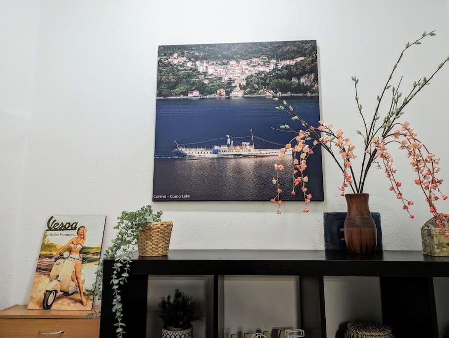 Bright Flat Just 10 Minutes From The City Centre Como Ngoại thất bức ảnh
